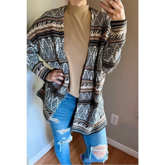 Old navy cable knit cardigan boho Aztec print size XLarge - Picture 4 of 13